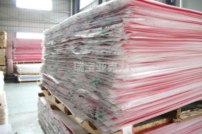 高透明不反光亞克力板是什么