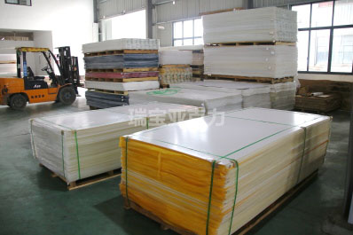 亞克力板材打完uv后變彎